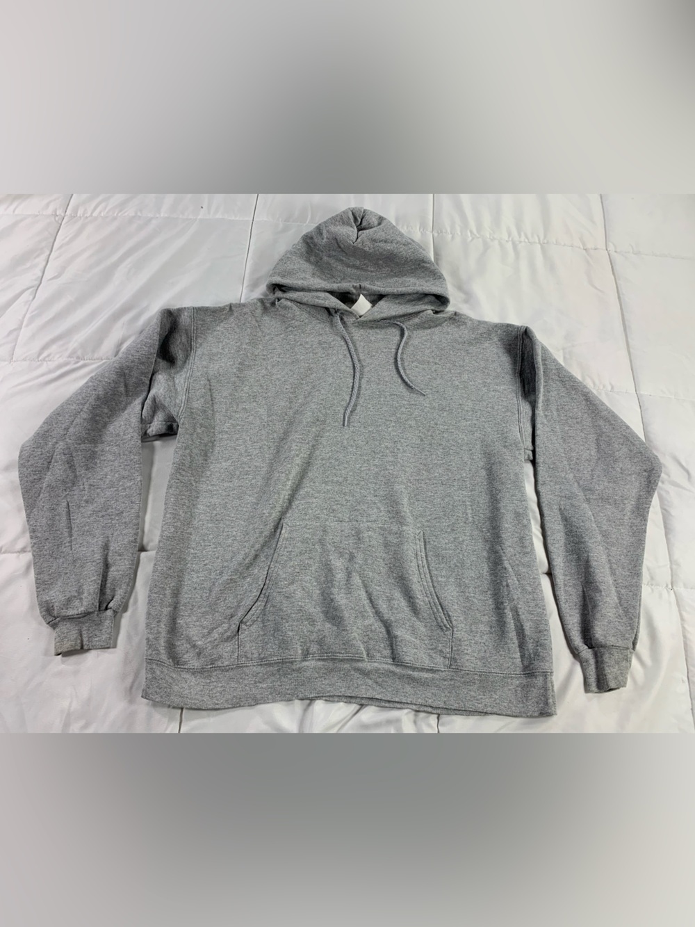 Pre loved HANES hoodie mens size L